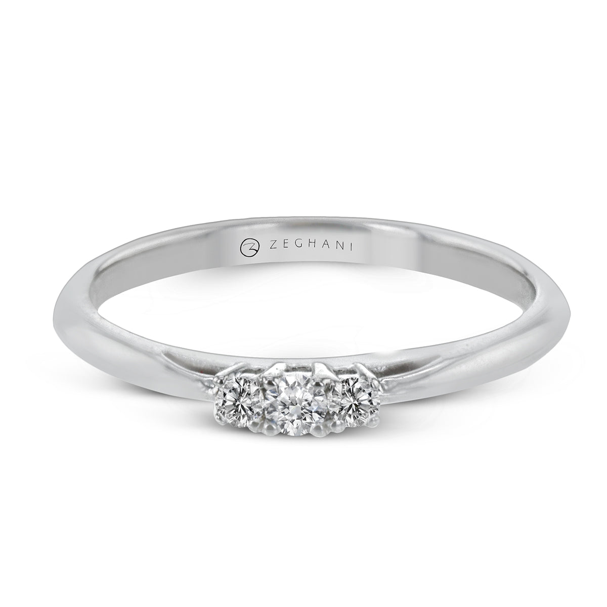 Engagement Ring in 14k Gold with Diamonds