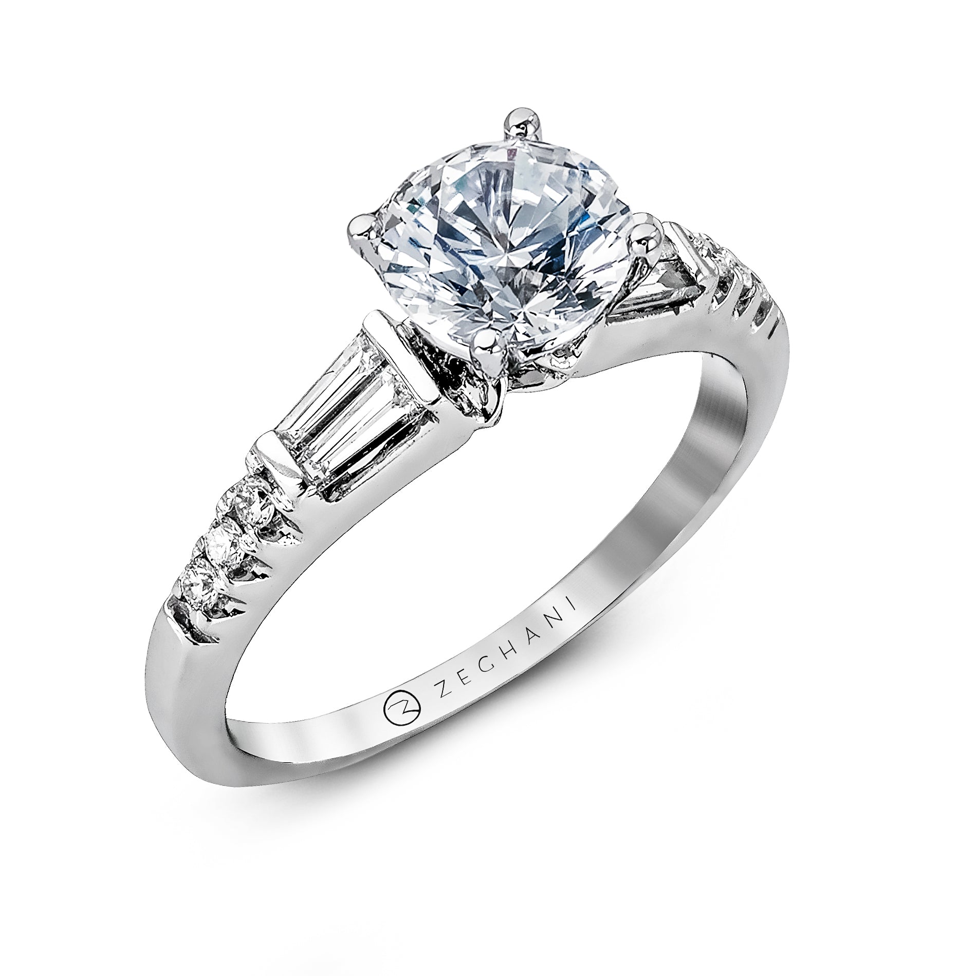 Engagement Ring in 14k Gold with Diamonds