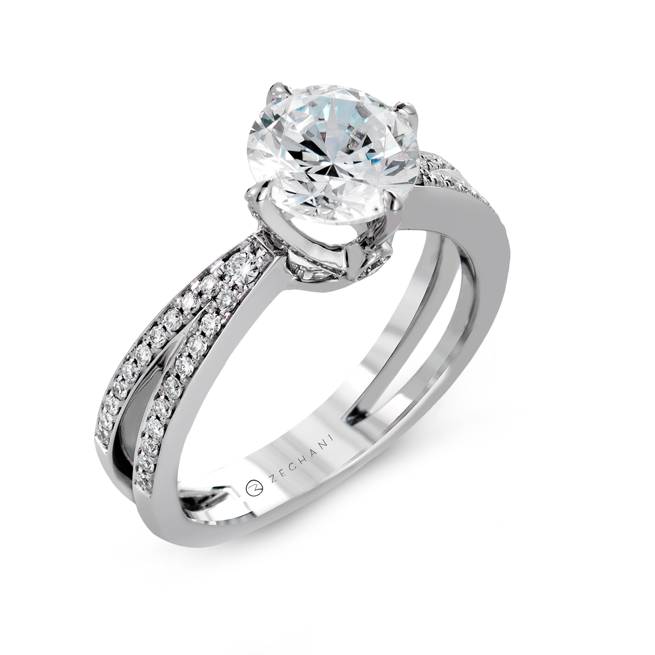 Round Engagement Ring in 14k Gold with Diamonds