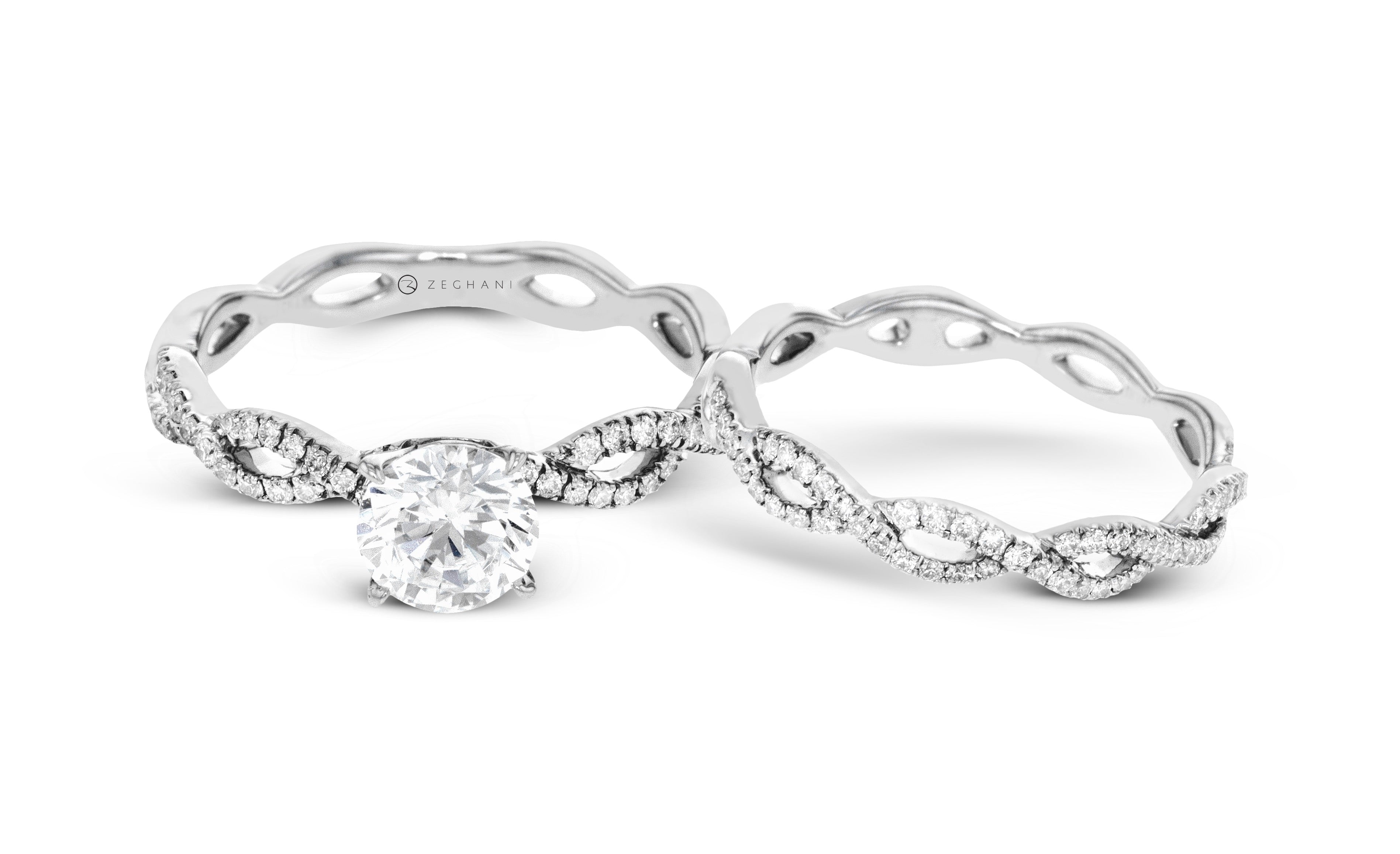 Wedding Set in 14k Gold with Diamonds
