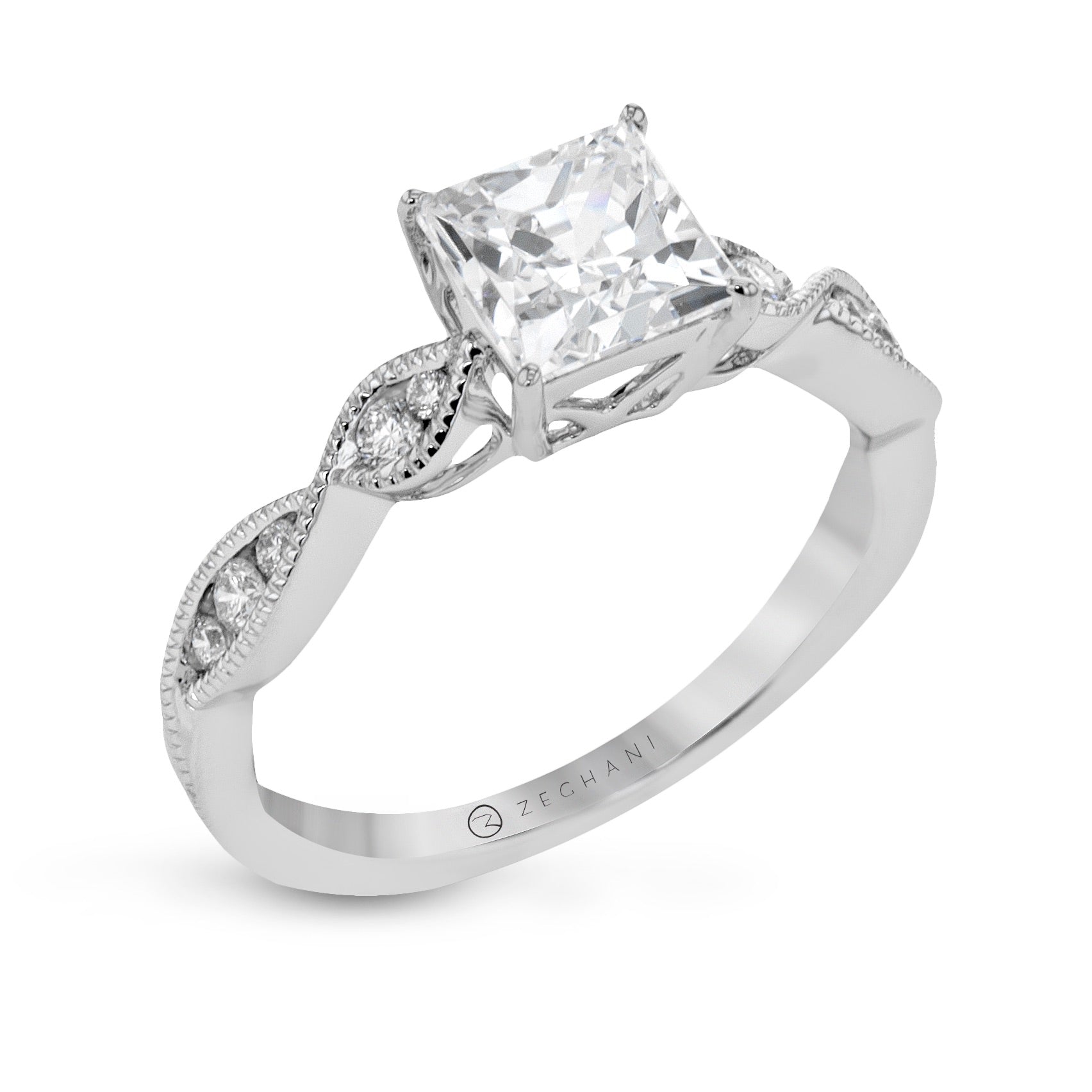 Engagement Ring in 14k Gold with Diamonds