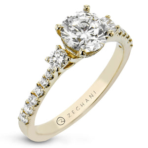 Engagement Ring in 14k Gold with Diamonds