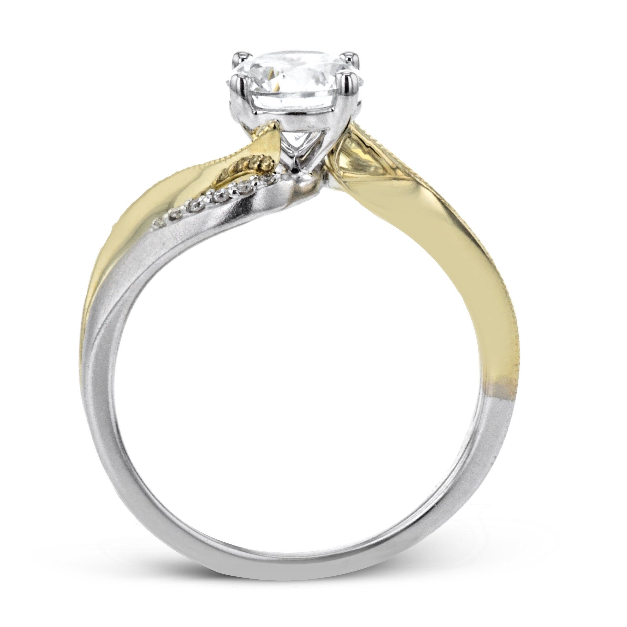 Engagement Ring in 14k Gold with Diamonds