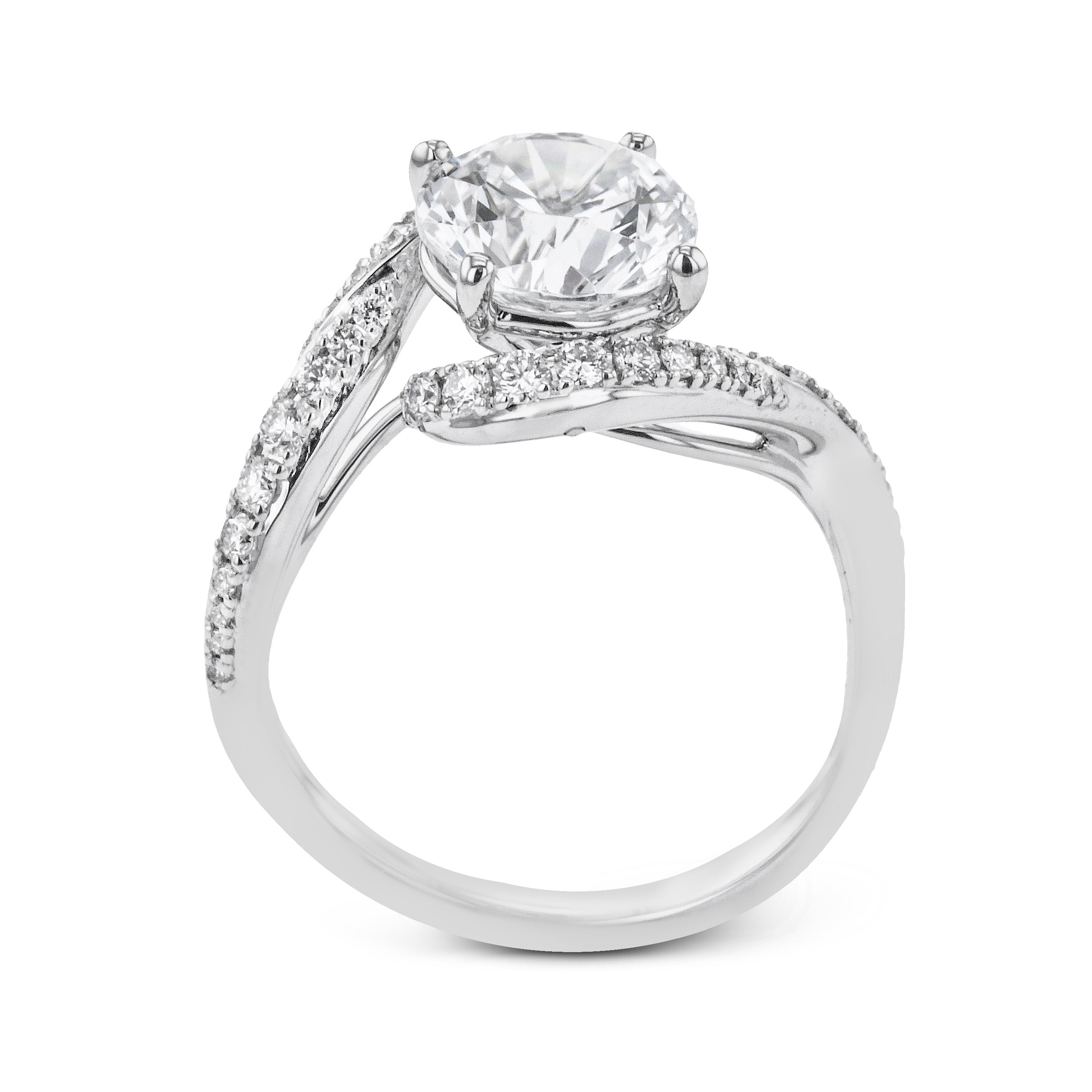Round Engagement Ring in 14k Gold with Diamonds