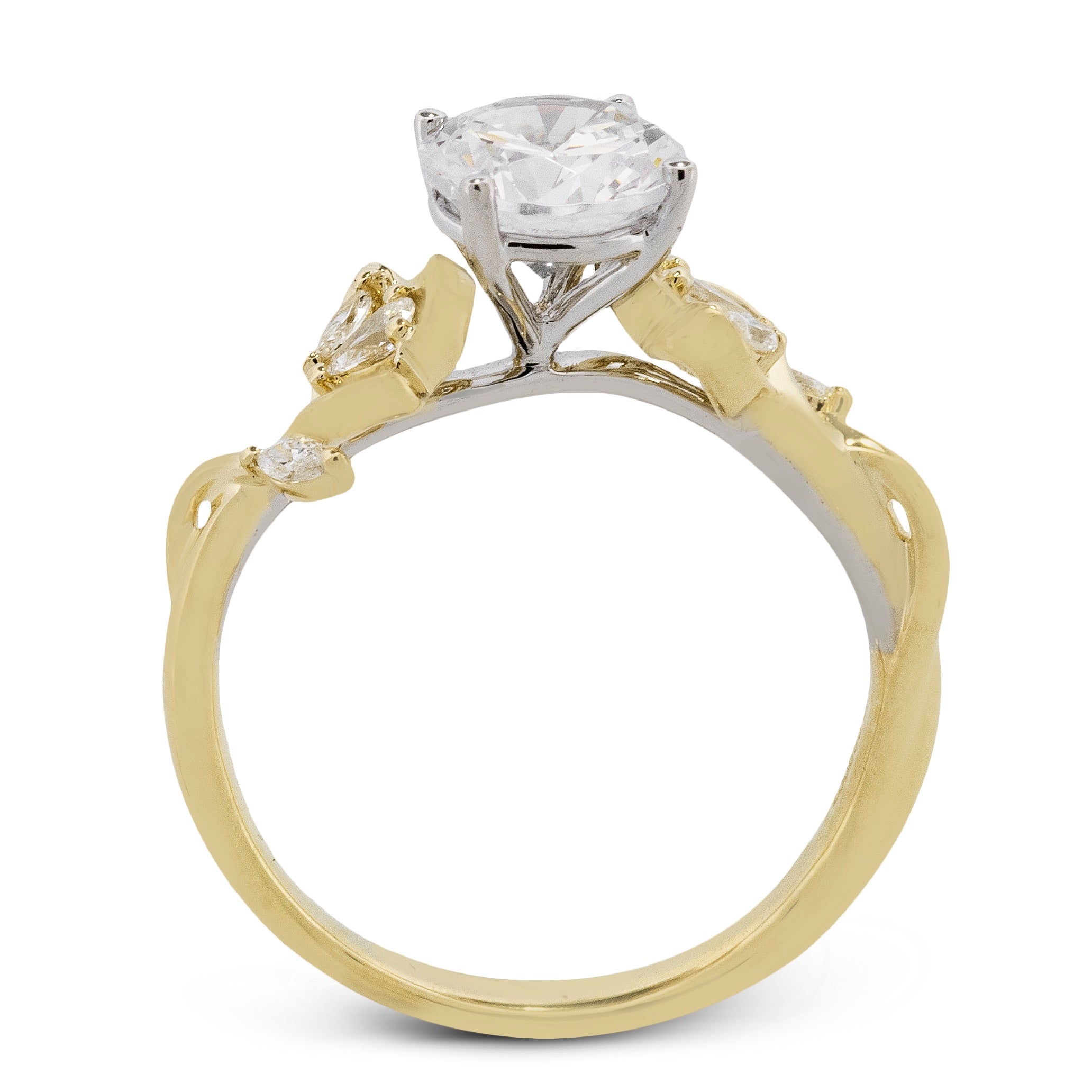 Engagement Ring in 14k Gold