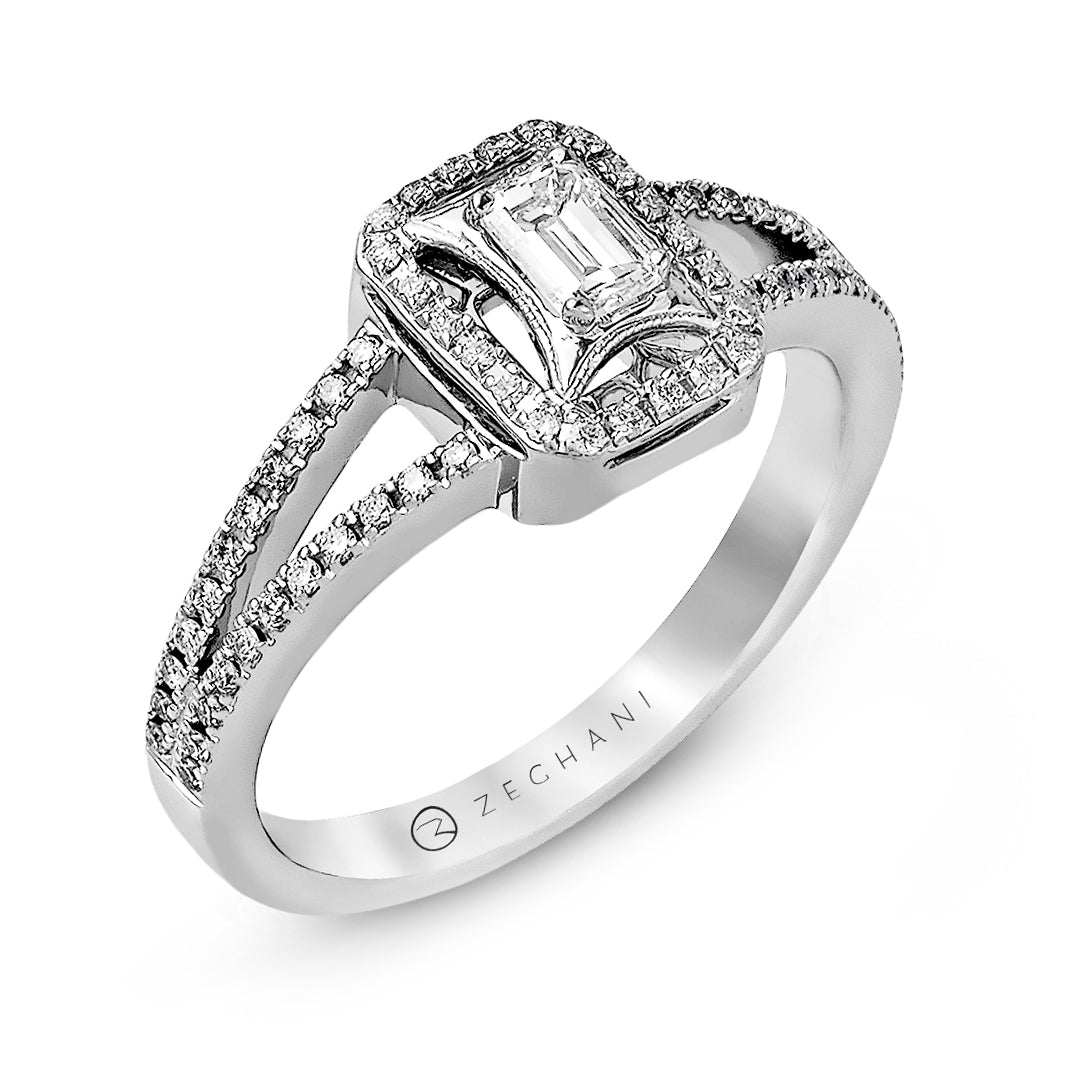 Engagement Ring in 14k Gold with Diamonds