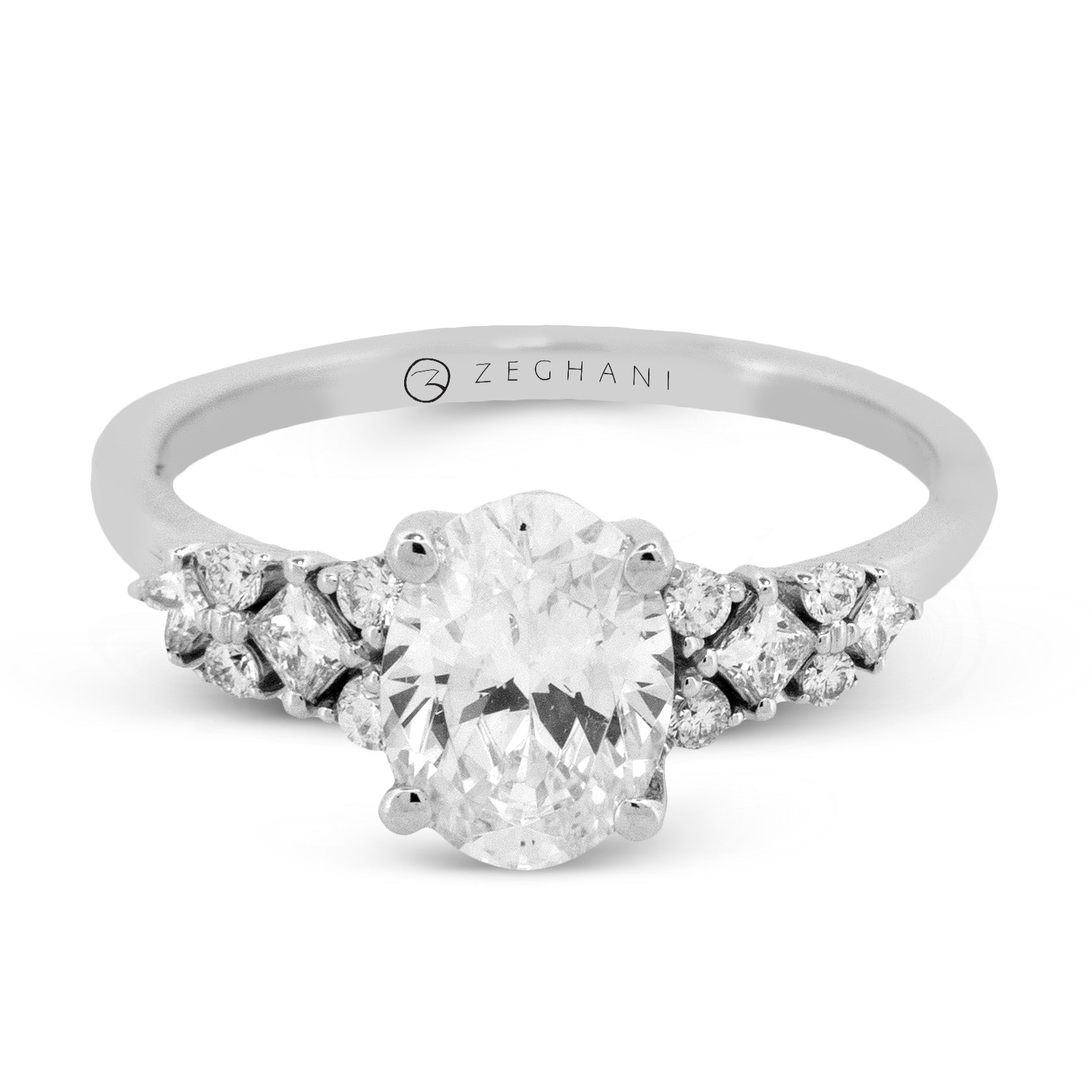 Oval Wedding Set in 14k Gold with Diamonds