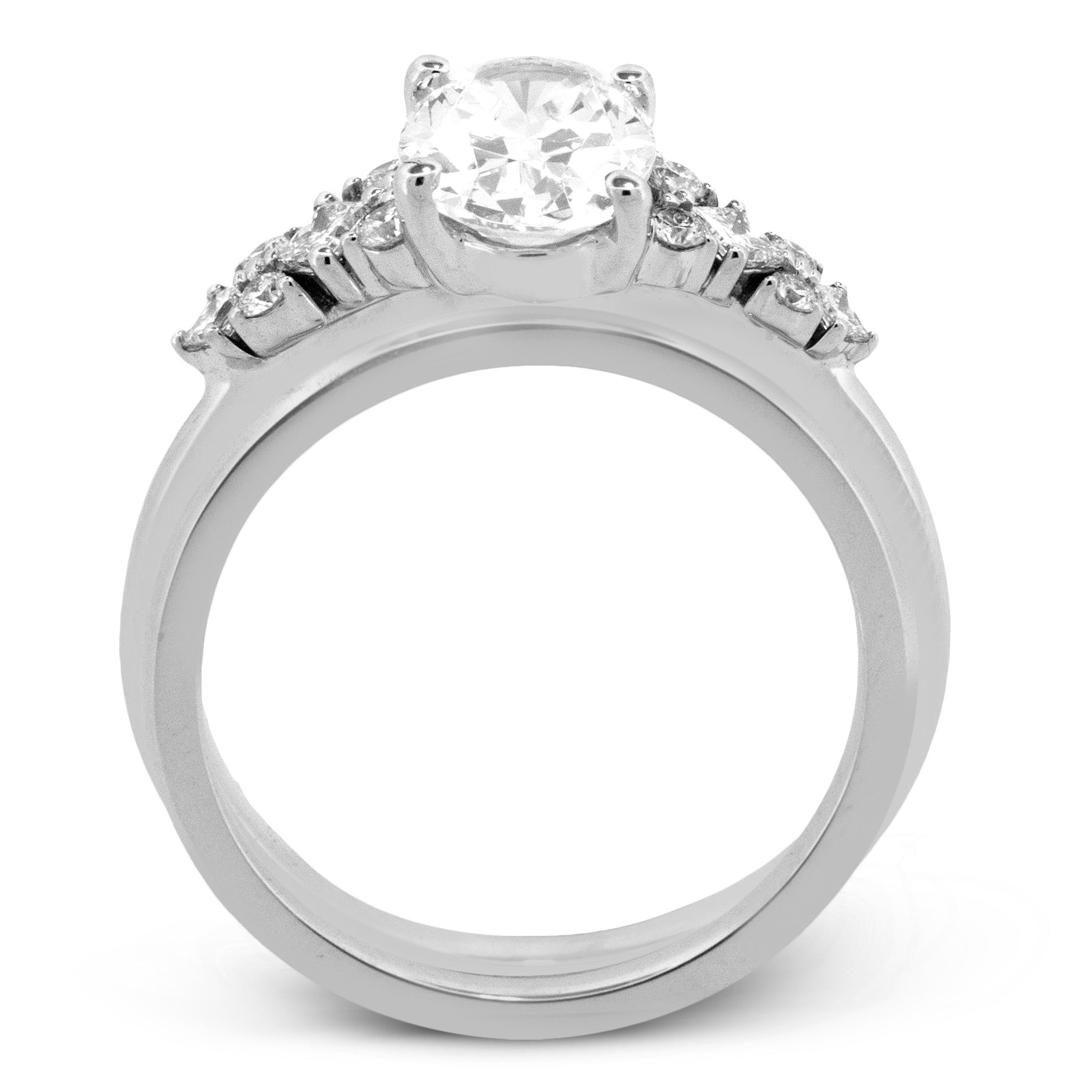 Oval Wedding Set in 14k Gold with Diamonds