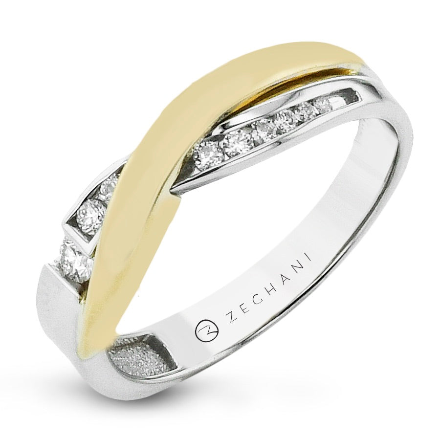 ZR2614 Right Hand Ring in 14k Gold with Diamonds